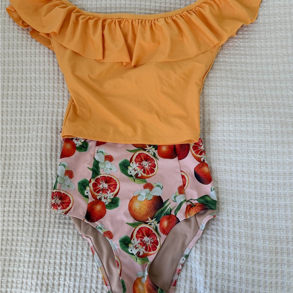 Ruffled Off-Shoulder One-Piece Swimsuit in Peach & Citrus